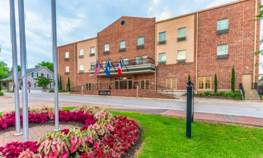 Exterior/Courtyard Photo Gallery